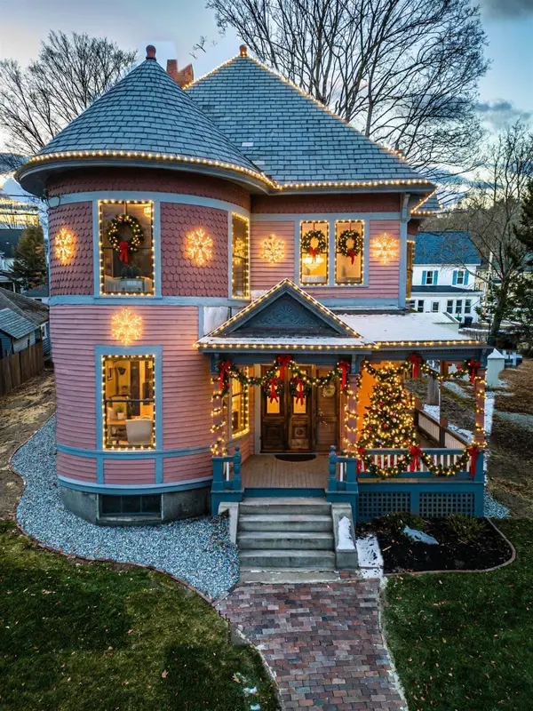 70 concord Street, Nashua, NH 03064