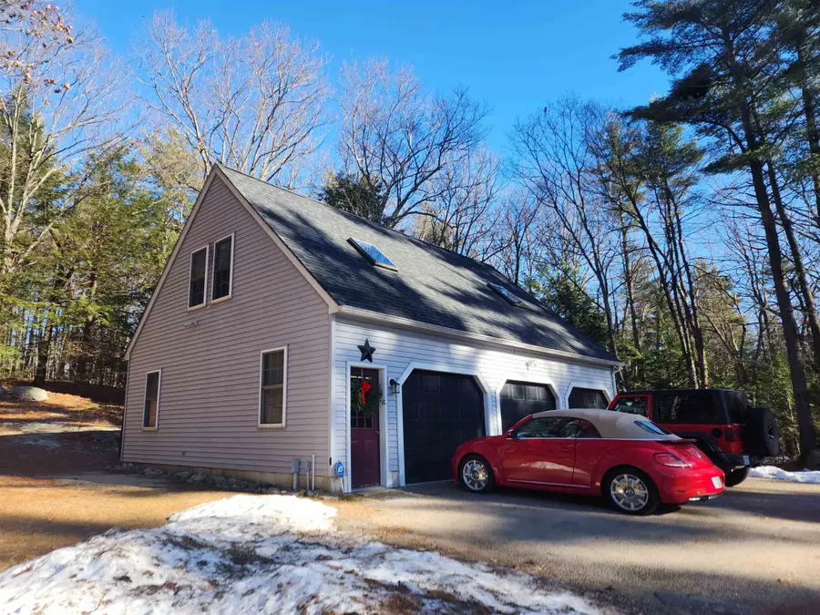 31 Barnard Hill Road, Dunbarton, NH 03046 - Image #2