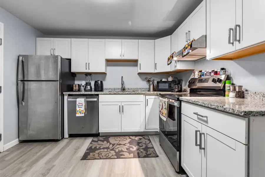 12 E Side Drive #Bldg  1 Unit 6, Concord, NH 03301 - Image #3