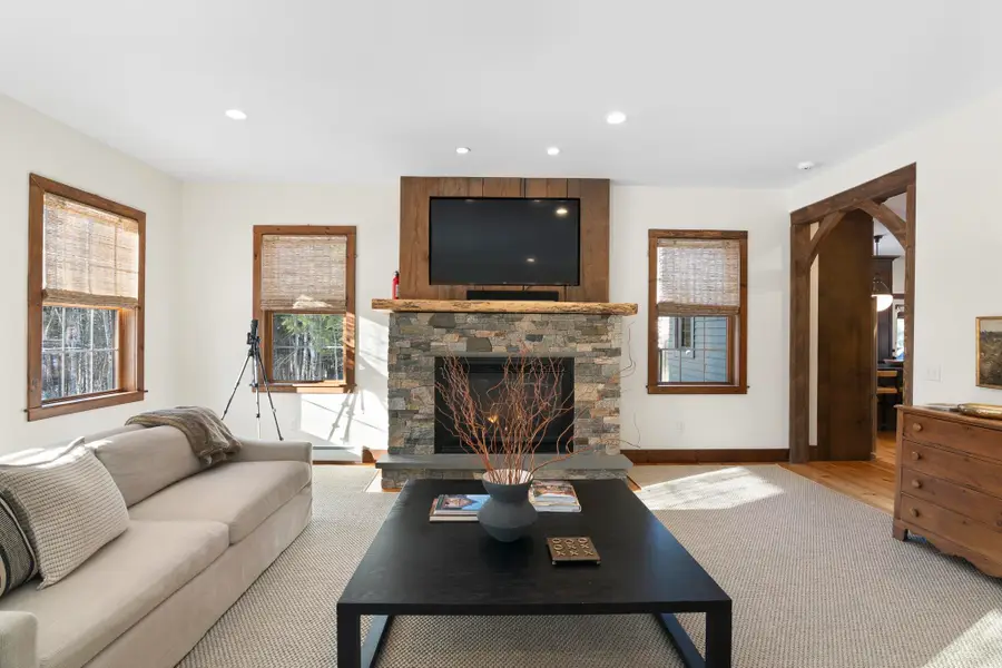 11 East Villlage Circle, Wilmington, VT 05363 - Image #3