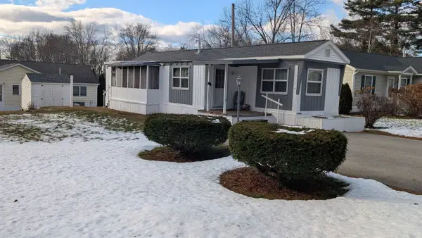 27 pinewood Trail, Concord, NH 03301