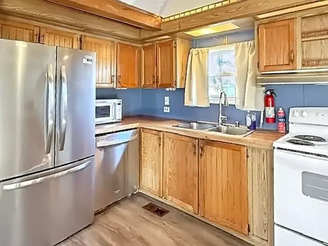 6 No Cranberry Lane, Rochester, NH 03867 - Image #2