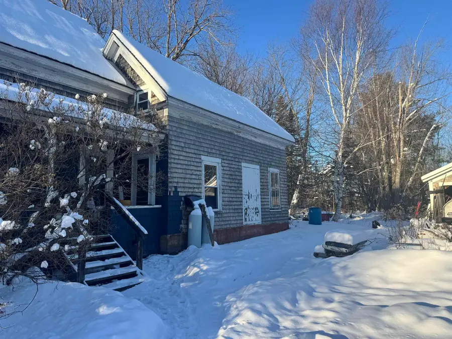 8 Kilkenny Street, Lancaster, NH 03584 - Image #3