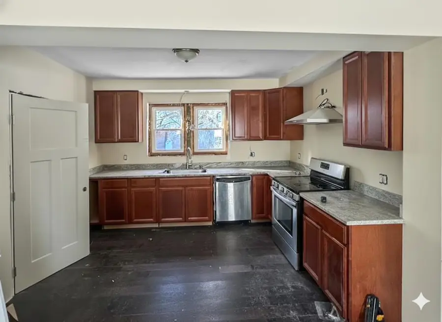 52 Henniker Street, Hillsborough, NH 03244 - Image #3