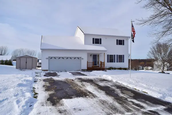 11 Steeplechase Lane, Milton, VT 05468