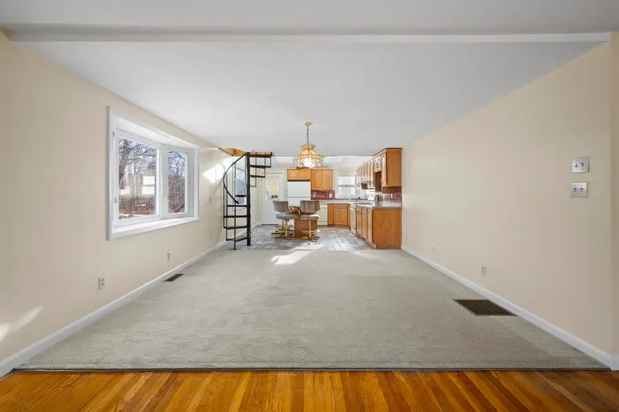 241 East Road, Hampstead, NH 03841-2306 - Image #3