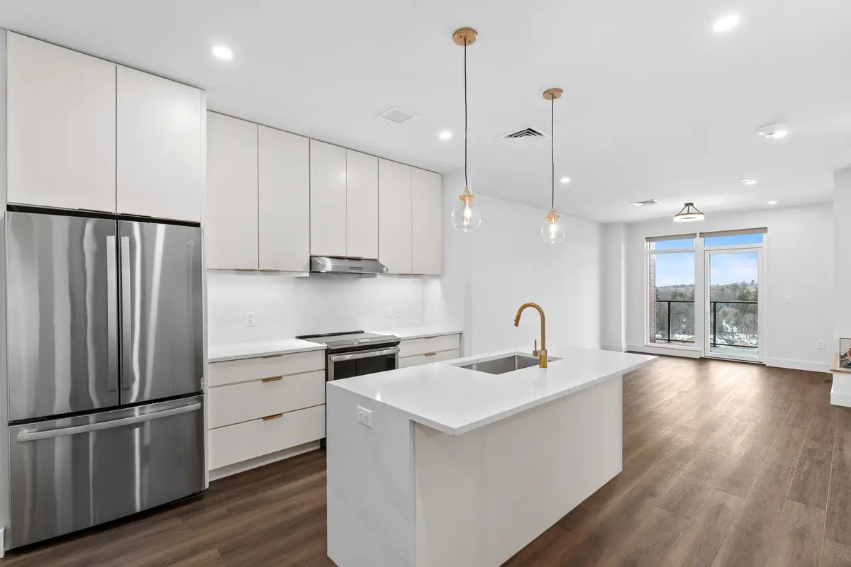 125 Cambrian Way #611, Burlington, VT 05401 - Image #1