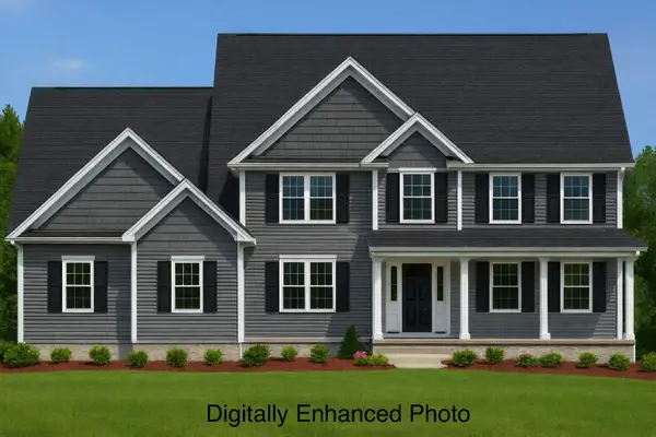 56 Daniel Road, Derry, NH 03038