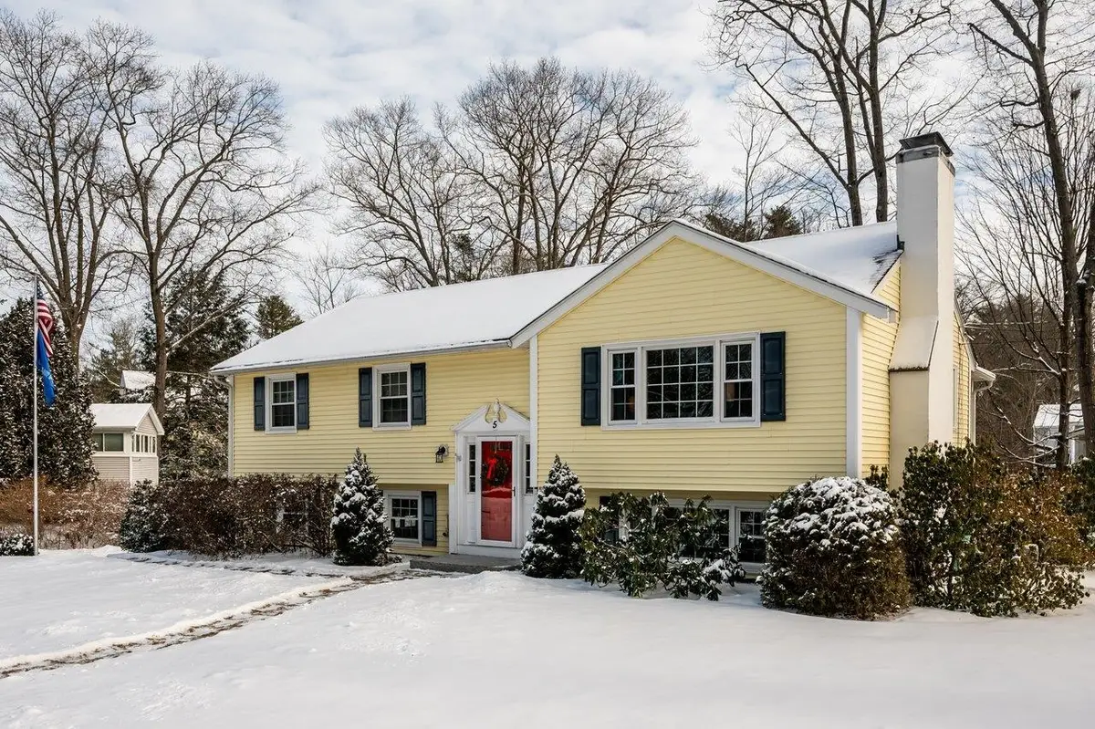 5 Alden Avenue, North Hampton, NH 03862 - Image #1