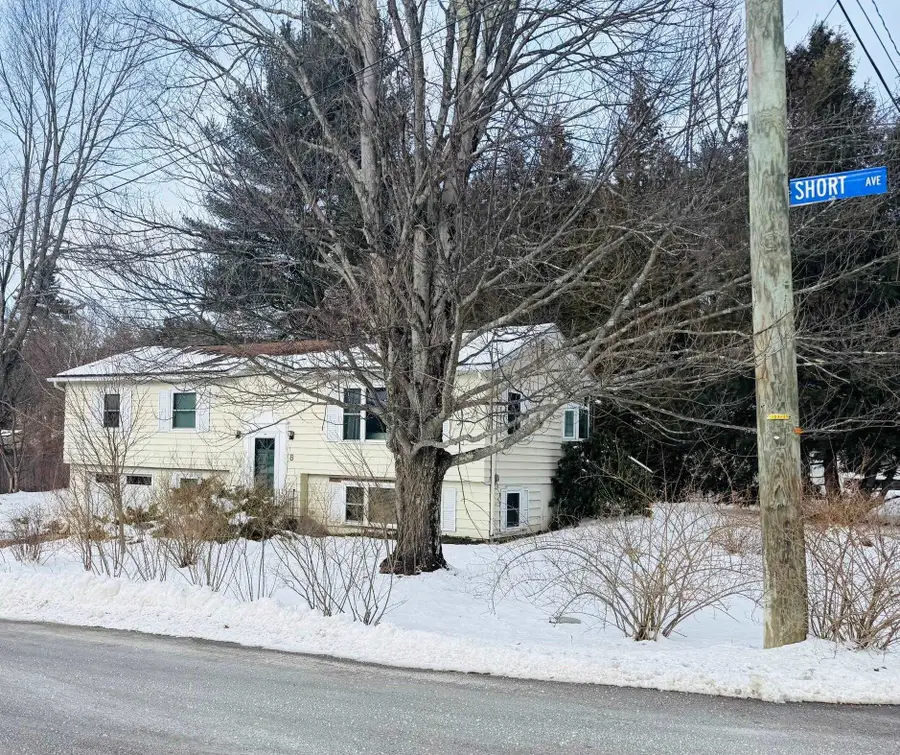 8 Short Avenue, Hooksett, NH 03106 - Image #2