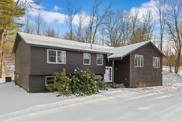 25 Sherwood Forest Drive, Gilford, NH 03249