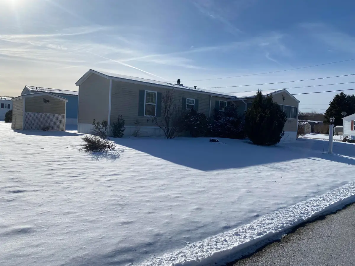 69 NASHVILLE Street, Seabrook, NH 03874 - Image #1