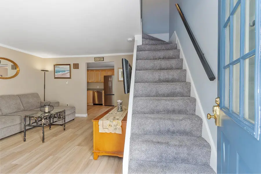 25 Hampton Road #B1, Exeter, NH 03833 - Image #2