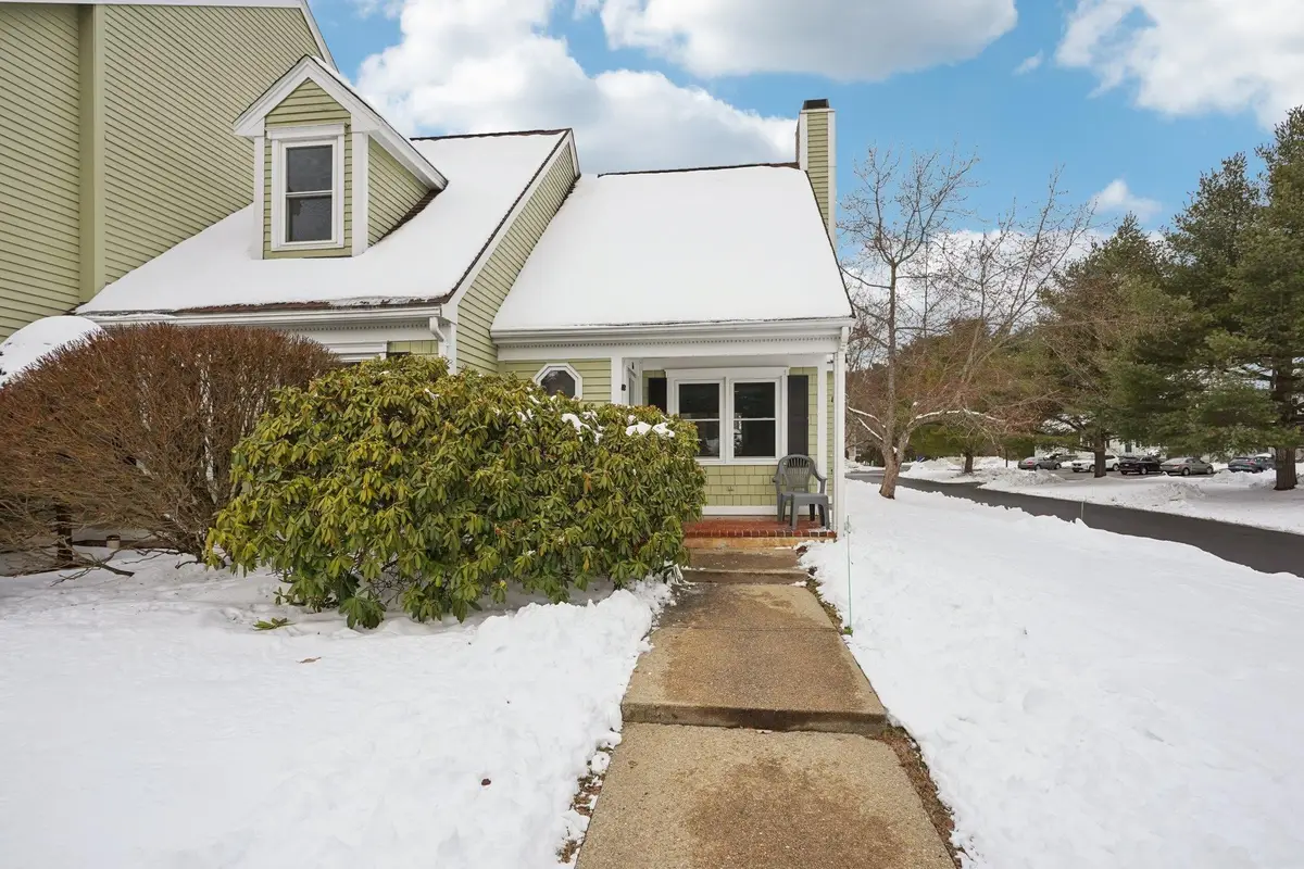 16 Cadogan Way, Nashua, NH 03062 - Image #1