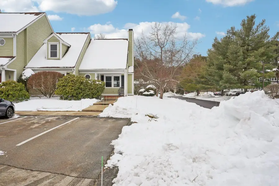 16 Cadogan Way, Nashua, NH 03062 - Image #2