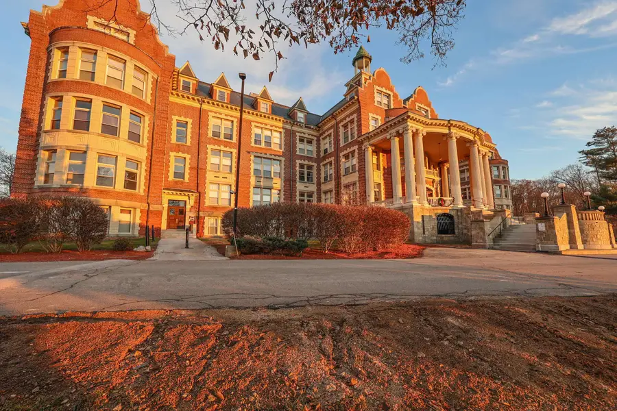 15 Mount Saint Marys Way #112, Hooksett, NH 03106 - Image #2