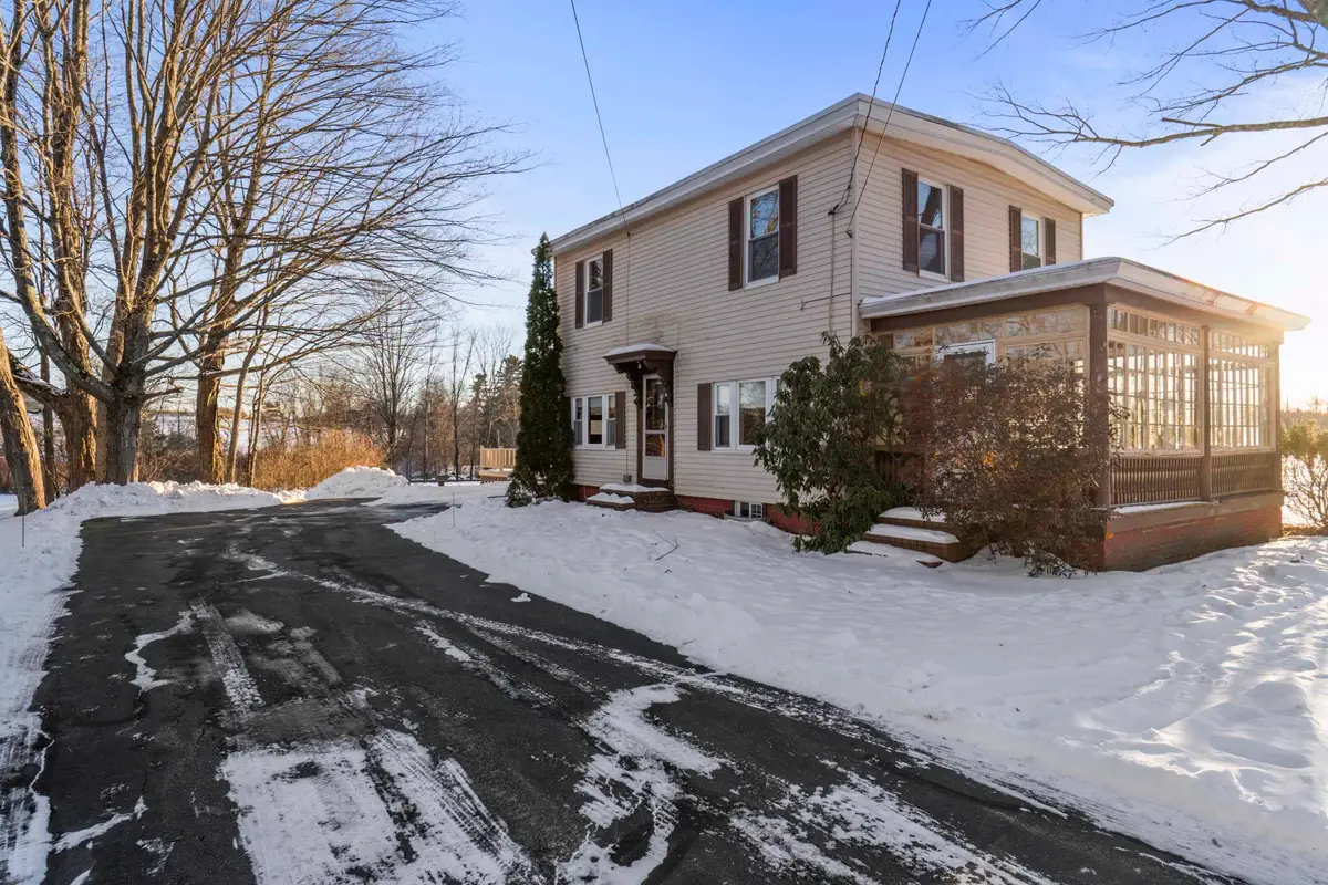 527 Rollins Road, Rollinsford, NH 03869 - Image #1