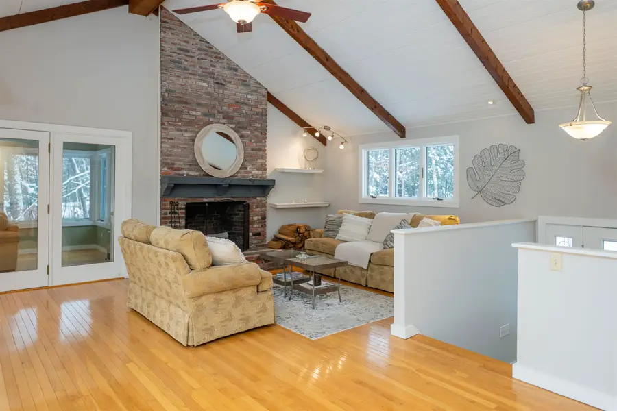 235 Fox Lane, Hartford, VT 05059 - Image #3