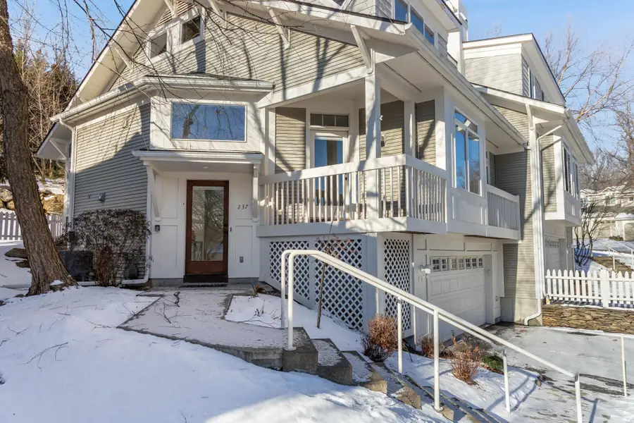 237 Park Road, South Burlington, VT 05403 - Image #2