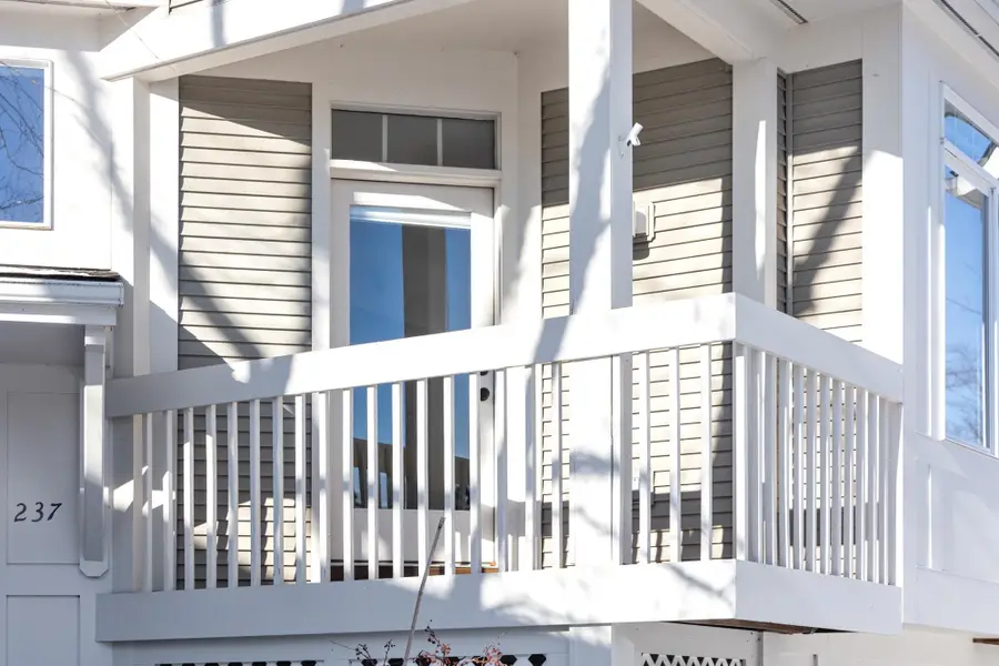 237 Park Road, South Burlington, VT 05403 - Image #3