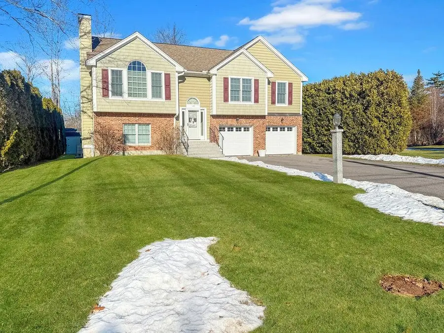 129 Sunset Drive, Belmont, NH 03220 - Image #3