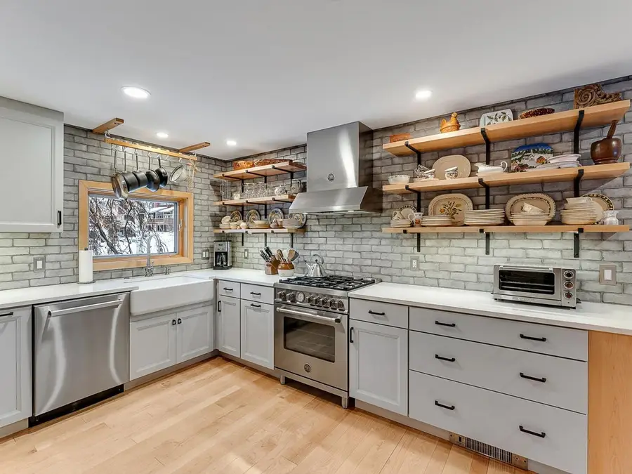 154 Forum Drive #2, Warren, VT 05674 - Image #3