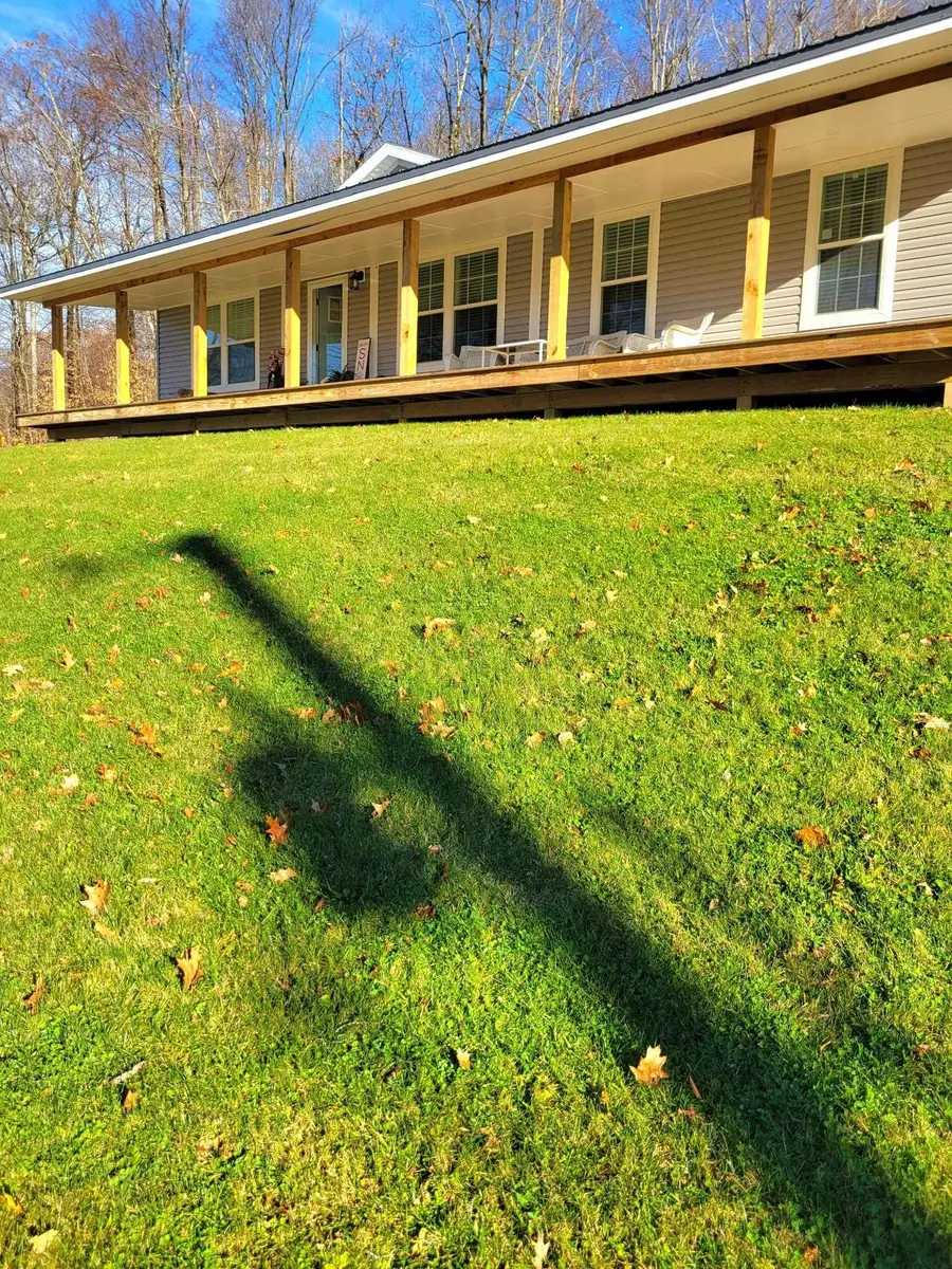 38 Oak Ridge Lane, Bennington, VT 05201 - Image #3