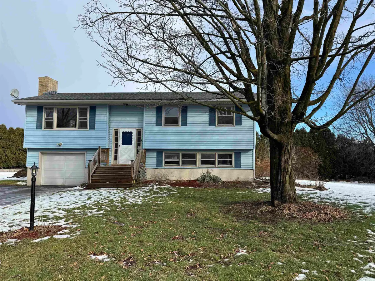 37 Mountain View Boulevard, South Burlington, VT 05403 - #1