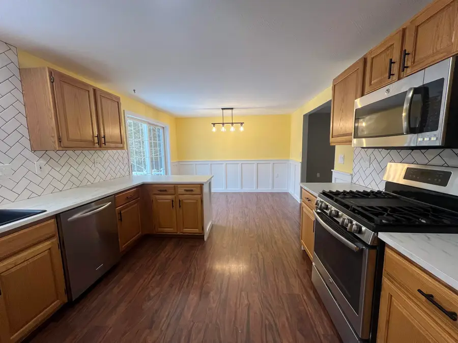 71 Jefferson Drive, Hillsborough, NH 03244 - Image #3