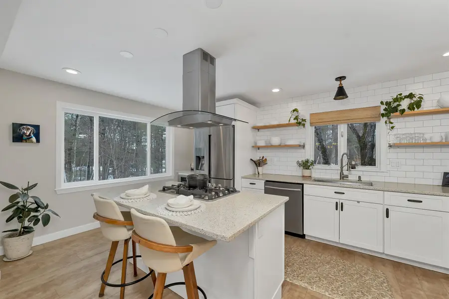 115 Chase Way, Manchester, NH 03104 - Image #2