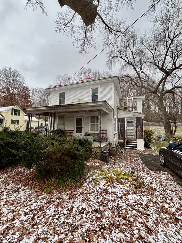 15 Sunset Avenue, Milton, VT 05468