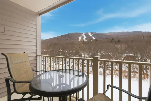 36 Lodge Road #A208, Lincoln, NH 03251