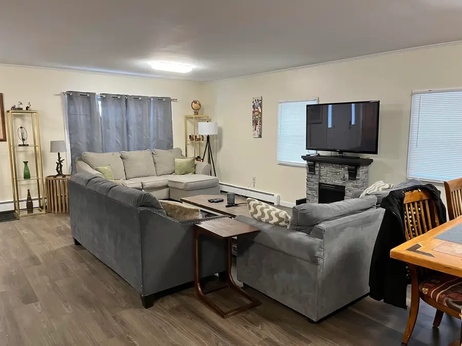 8 Charter Hill Drive, Rutland, VT 05701 - Image #2