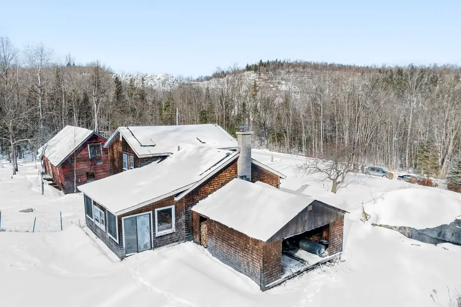 1422 Cabot Road, Woodbury, VT 05681 - Image #3