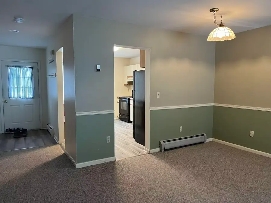 J2 Stonehedge Drive, South Burlington, VT 05403 - #3