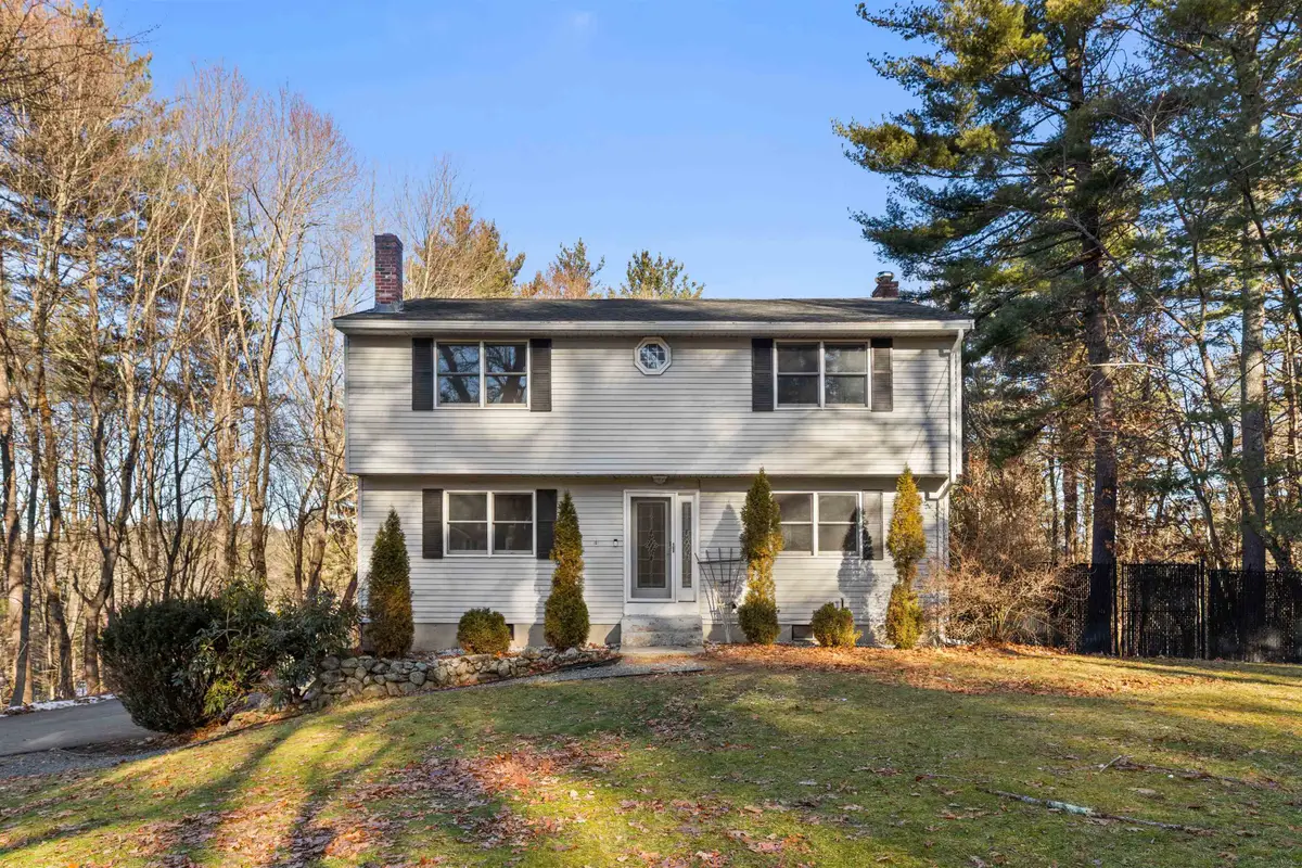 17 Gordon Avenue, Pelham, NH 03076 - Image #1