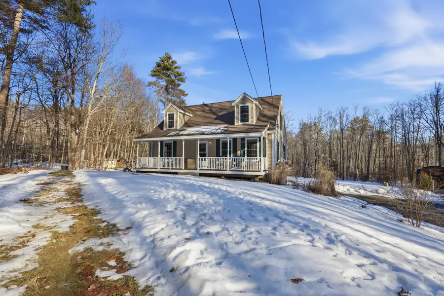 9 Lucas Pond Road, Nottingham, NH 03290 - Image #2