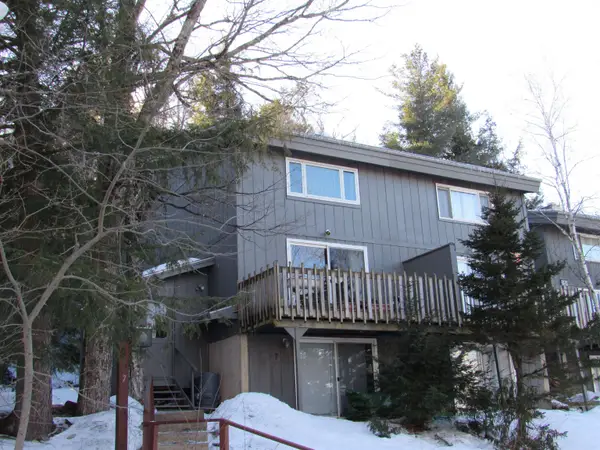 #7 Stratton West Road, Winhall, VT 05340