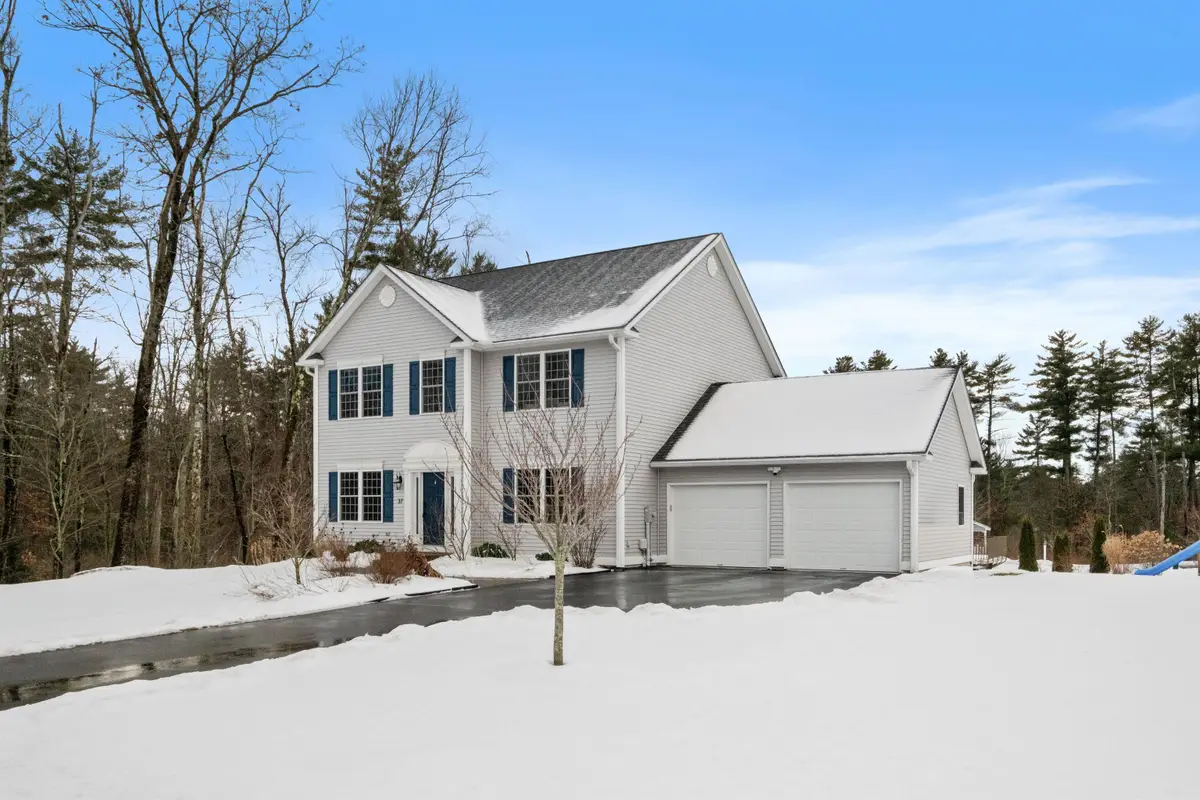 37 Manter Mill Road, Londonderry, NH 03053 - Image #1