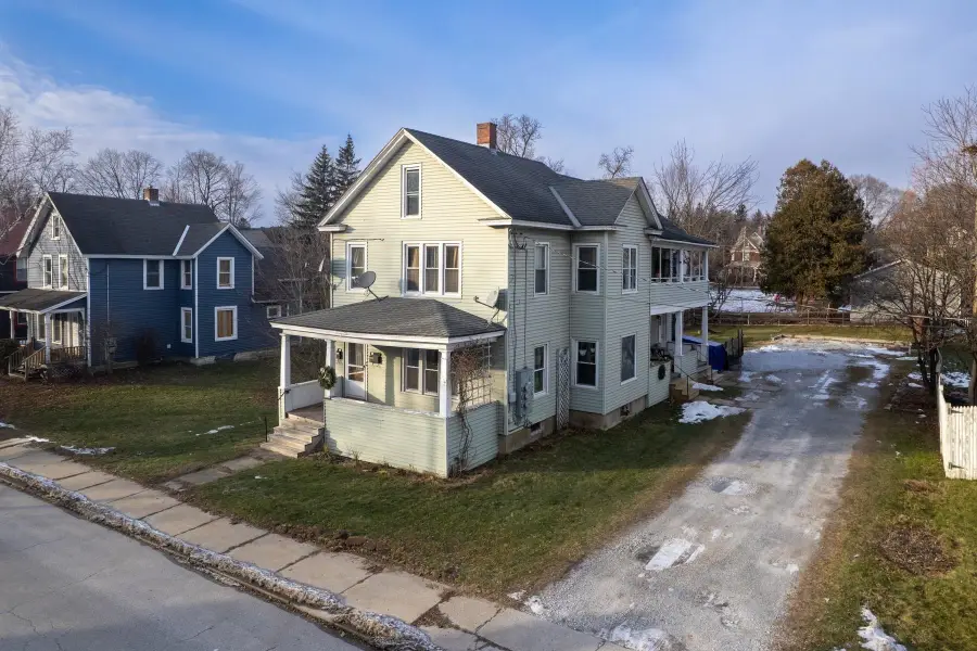 21 Crescent Street, Rutland, VT 05701 - Image #3