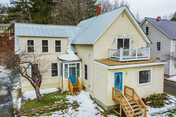 157 Summer Street, Hartford, VT 05001