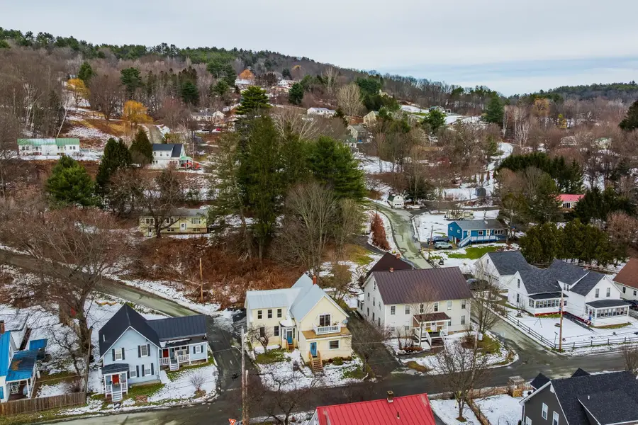 157 Summer Street, Hartford Village, VT 05001 - #3