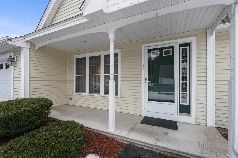 47 Lexington Court, Hudson, NH 03051 - Image #2
