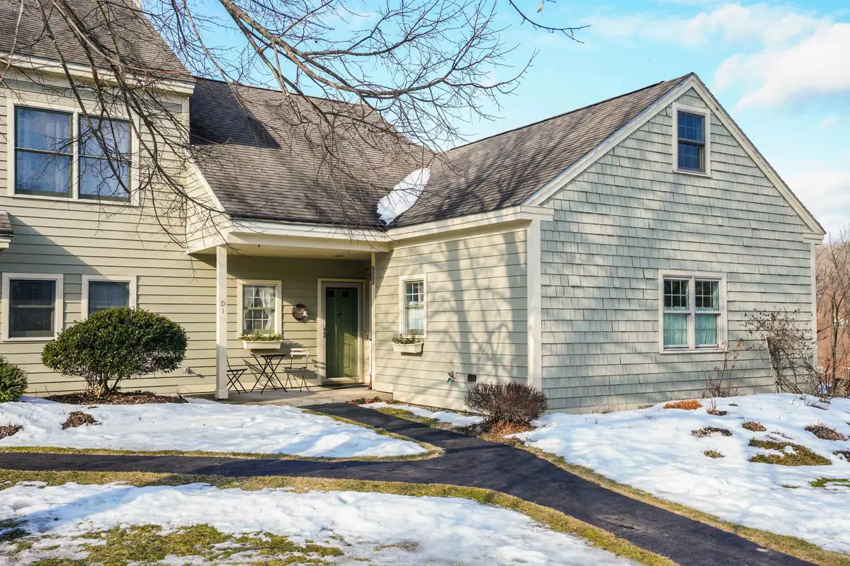 388 Western Avenue #D1, Henniker, NH 03242 - Image #1