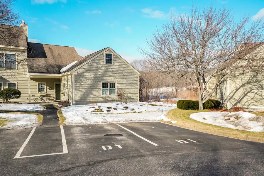 388 Western Avenue #D1, Henniker, NH 03242 - Image #3