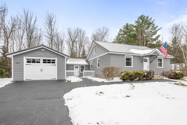 264 Parker Road, Carroll, NH 03598