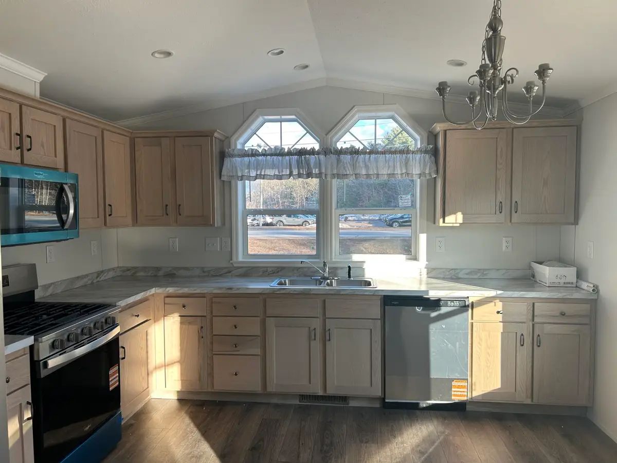 5 Bears Way, Somersworth, NH 03878 - Image #1