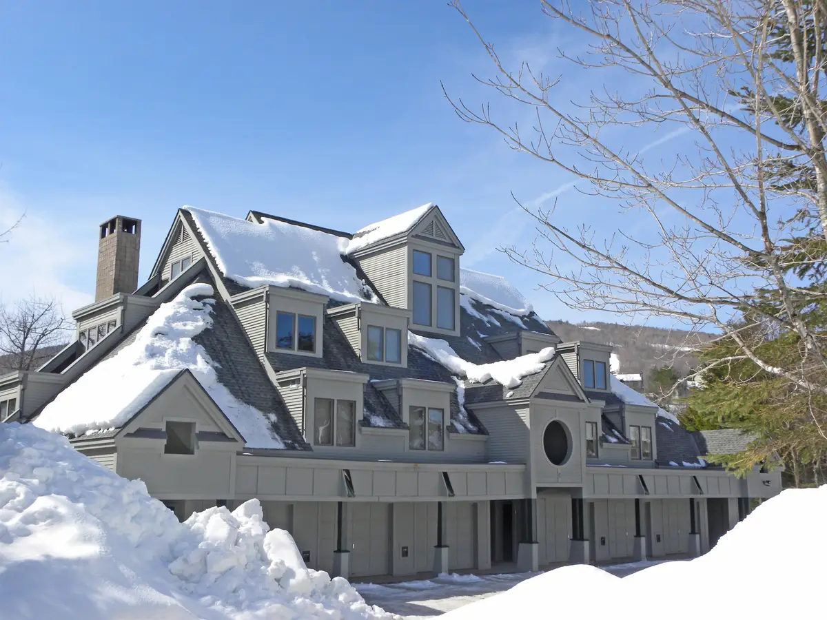 56 Ledgewood Road #C3/C4 Garage, Ludlow, VT 05149 - Image #1