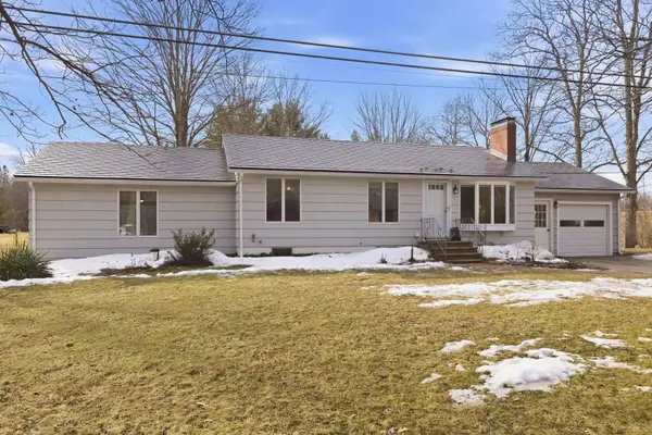 126 Wednesday Hill Road, Lee, NH 03861