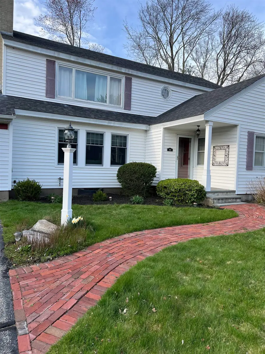 104 North Gate Road, Manchester, NH 03104 - Image #3